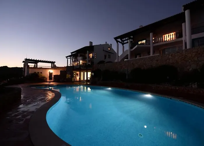 Blue - In Complex With 3 Pools ساو مارتينهو دو بورتو