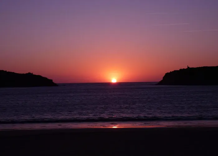 Blue - In Complex With 3 Pools * ساو مارتينهو دو بورتو